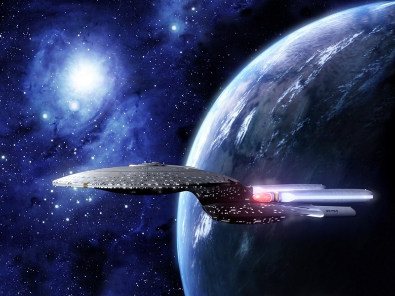 "Star Trek" desktop wallpaper number 6 - the Next Generation's USS Enterprise NCC-1701-D (800 x 600 pixels)